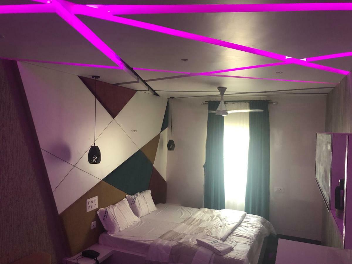 C.M. Hotel Pennagaram المظهر الخارجي الصورة
